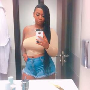 Meet your Posher, Molly